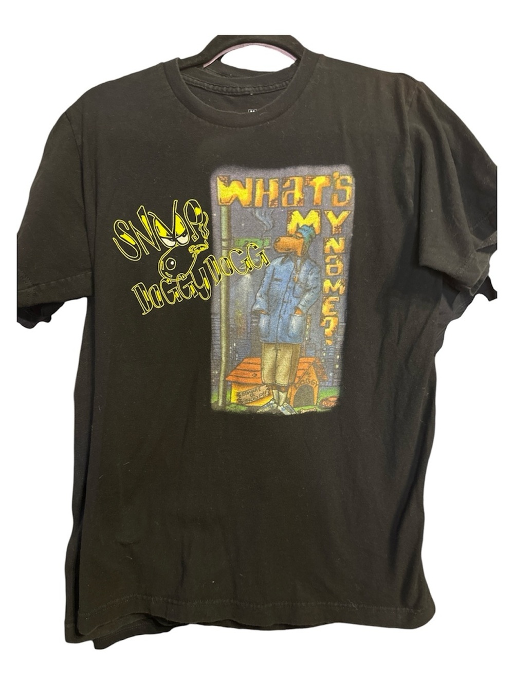 Snoop Doggy Dogg Black Graphic T-Shirt - What's My Name. Medium. 29” PTP 25” L